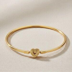 Elegant Gold Heart Bangle Bracelet